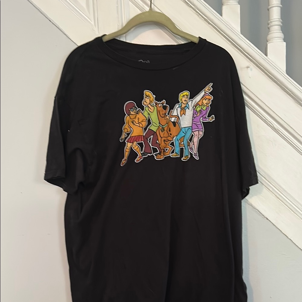 Black Scooby-Doo & Gang Graphic T-Shirt